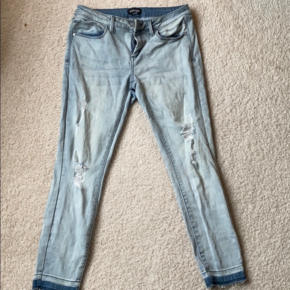 Bebe pre torn jeans